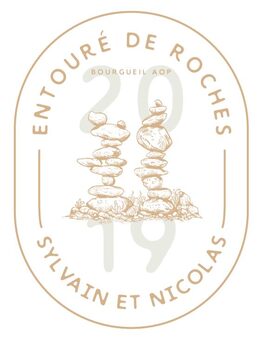 Entoure De Roches
