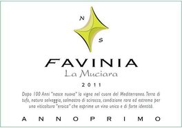 Favinia