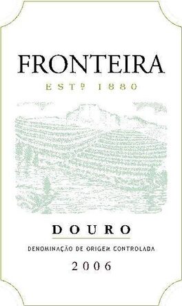 Fronteira Red Wine